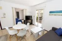 Hostal El Mercat - Pensions