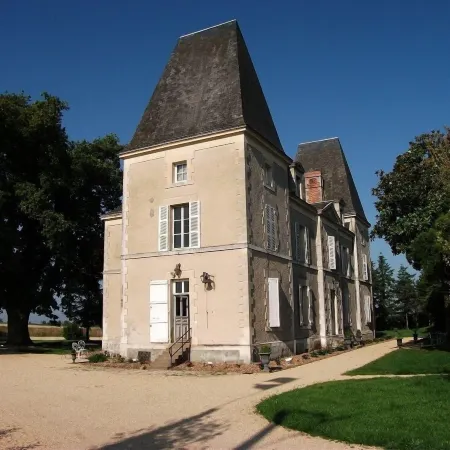 Château de Bellevue Proche du Puy DuFou