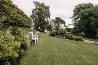 Bay Tree Cottage Hotels in 