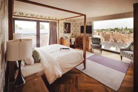 The Varsity Hotel & Spa