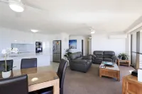 Bougainvillea Luxury Apartments - 4-Star