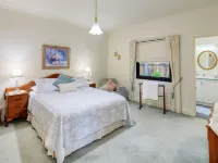 Birchwood, Devonport Self-Contained Self Catering Accommodation Hotel di Devonport