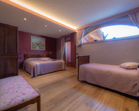 ワイン ファーム ラ ソース サン・ピエールのホテル