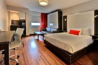 Hotel Classique Hotel dekat Bandara Quebec-Jean Lesage