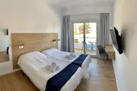 Hostal Alcina Hotels in Cala Mesquida