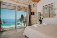 Spartia Suites - Brand New Seaview Suites!! - Homestays