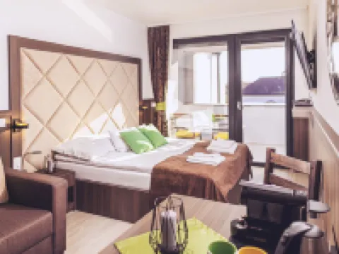 Park Hotel Hotels in Buk