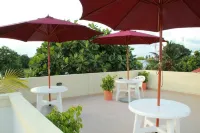 Hanifaru Transit Inn Hotels in Horubadhoo