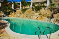 Dependance Desir e Piscina ad Uso Esclusivo e Jac - Swimmingpools
