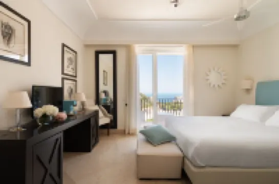 ลา เรสซิเดนซ่า คาปรี