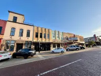 The Thomas Hotel - parking
