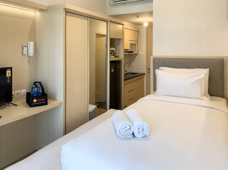 Simply Studio at Tokyo Riverside Pik 2 Apartment Отели рядом с достопримечательностью «Rukan La Riviera PIK2»