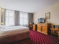 Solaris Hotels in Torun