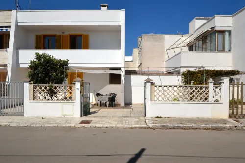 Air-Conditioned Yoko Holiday Home for 5 Guests