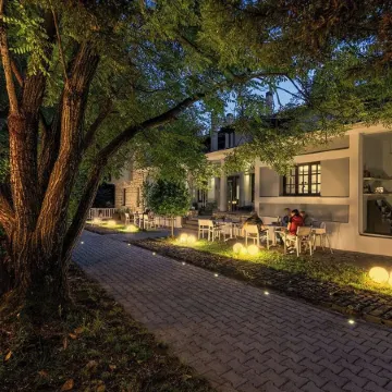 Aoos River Treehouse