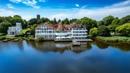 Seehotel Fährhaus Hotels in Ammerland