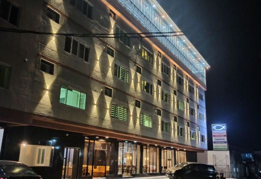 에마우스 콘도텔 모던한 객실