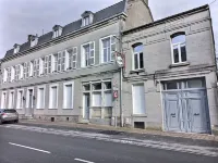 Les Suites Fénelon Hotels in Landrecies