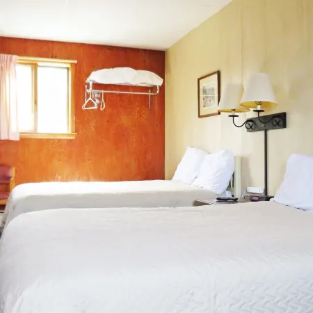 Indianhead Ironwood Hotel