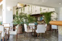 Paphos Gardens Holiday Resort - breakfast