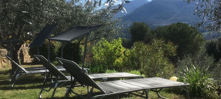 Chambres d'hôtes - la Villa des Poètes Hotels in Drôme