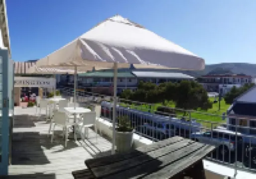 Zzzone Boutique Hostel