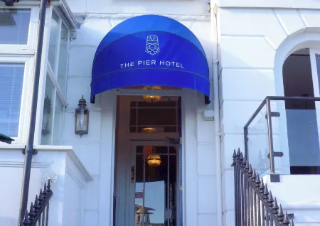 The Pier Hotel Отели рядом с достопримечательностью «Nigel Greaves Gallery»