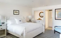 Baron's Cove Hotels in Sag Harbor