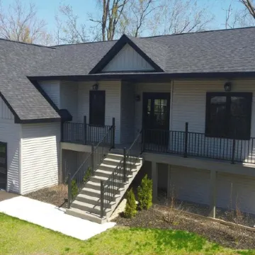 LAKESIDE GEM ! ONE BLOCK FROM SHORELINE ! in fabulous Lake Geneva .