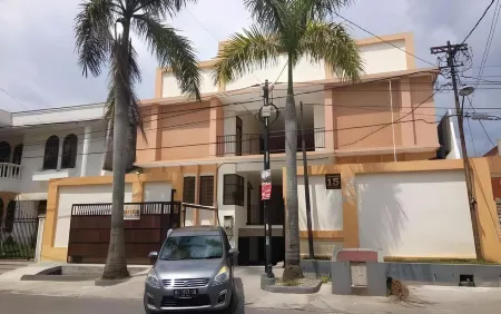 K15 Exclusive Отели в г. Sukun