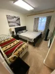 Bijou Basin Tranquility: walk out basement 1 bedroom, 1 bath 5+ acres w/ hot tub