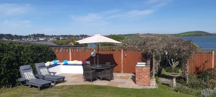 Uninterrupted spectacular views over the Camel Estuary and ocean. Hotels in Padstow