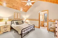 VIEWS of the Appalachian MTN in cozy cabin w/ HOT TUB