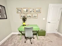 Sanford's Retro Retreat