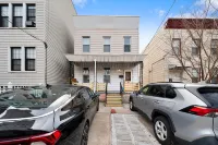 Nama Stay – Spacious Family Retreat Near NYC Hotels in Jersey City