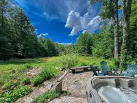 Tranquil Nature Oasis with Gazebo and Mountain Views - Serene Charming Retreat Hotels in Sweden