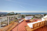 Panoramic Ocean Views and Rooftop Deck - Spacious Coastal Haven
