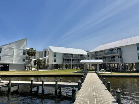 Bring your boat! Cotton Bayou 6A. Sleeps 6