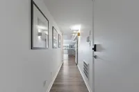 Spacious North Shore 2 bedroom Lake Condo with a Dock!