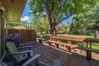 Hot Tub and Year-Round Pool - Charming Family Sanctuary Hotels in Dollar Point