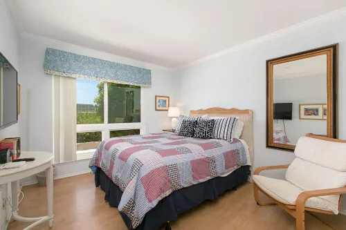 Comfortable Patio and Beach Access - Beautiful Coastal Oasis Hotels in Solana Beach