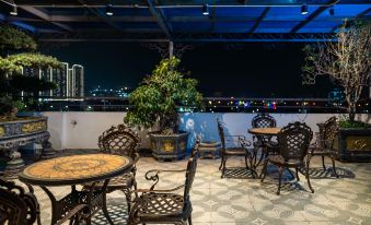 Legend Smart Hotel