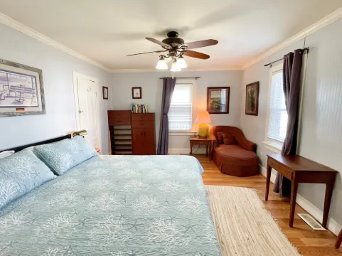 Charming Historic Home with Outdoor Shower and Two Kitchens - Spacious Retreat