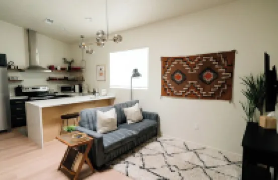 Book Your Stay at the Cozy, Lofts at Arno! Unit A