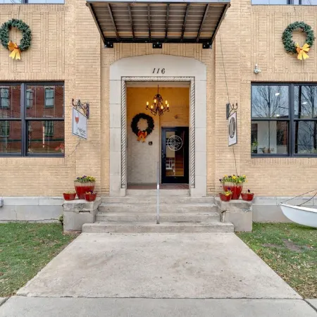 The Juliette Loft: Historic Charm Meets Modern Comfort in Downtown Kingsport