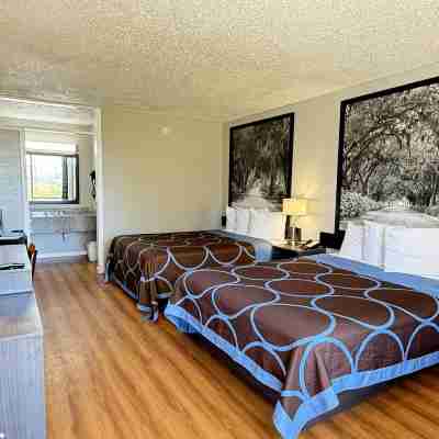 Super 8 by Wyndham Hardeeville Rooms