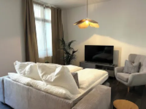 City Home - Top location - 2 rooms - 80sqm - Smart TV - WIFI - Balcony