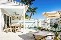Hawks Cay Island Retreat - Duck Key - Pool & Patio