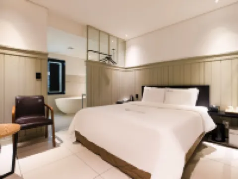 ホテルアロハ 河南のホテル