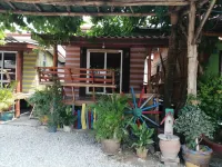 นางพญารีสอร์ท โรงแรมในอำเภอ พยุหะคีรี